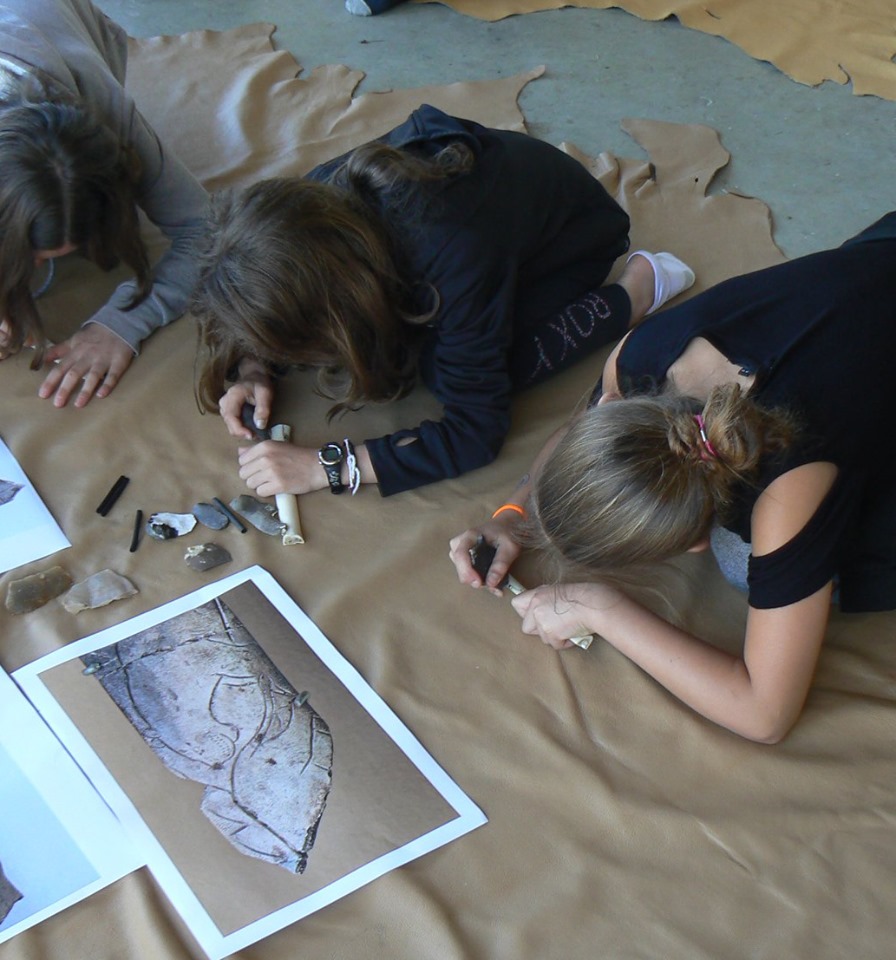 ATELIER PARURES MUSÉE DE L&rsquo;AURIGNACIEN Aurignac