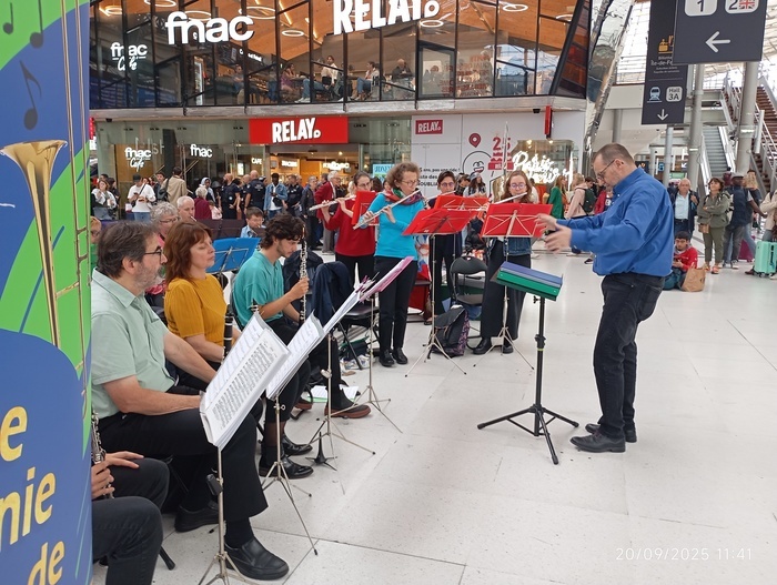 Aubade musicale – Orchestre d&rsquo;Harmonie du Chemin de Fer du Nord, Gare de l&rsquo;Est, Paris