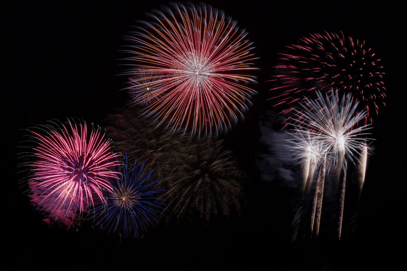 Bal des pompiers et son feu d’artifice Stade de rugby Al Cartero Salies-de-Béarn