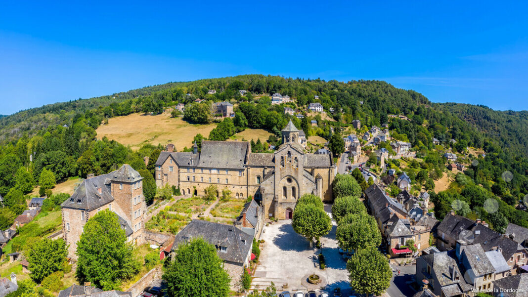 Balade contée et musicale à Aubazine  Aubazines