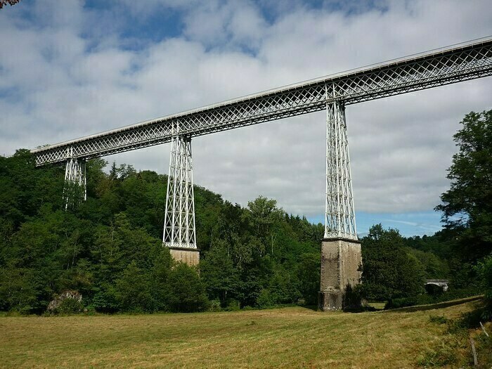 Balade déambulatoire présentant le viaduc de Busseau-sur-Creuse, Busseau-sur-Creuse, Ahun