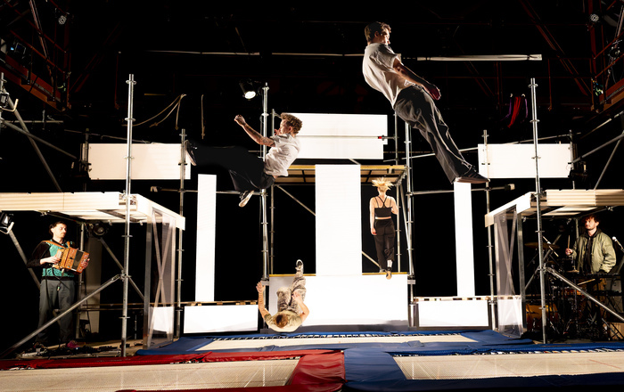 BOUNDLESS – Cie KIAÏ, Place du Champ de Foire d’Elbeuf, Elbeuf