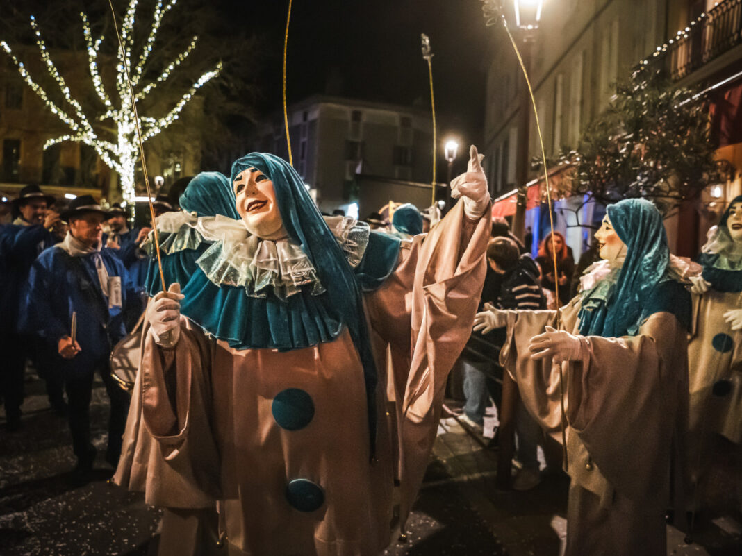 CARNAVAL DE LIMOUX 2027 LES ENCANTADOS ET LAS POUPINETOS Limoux