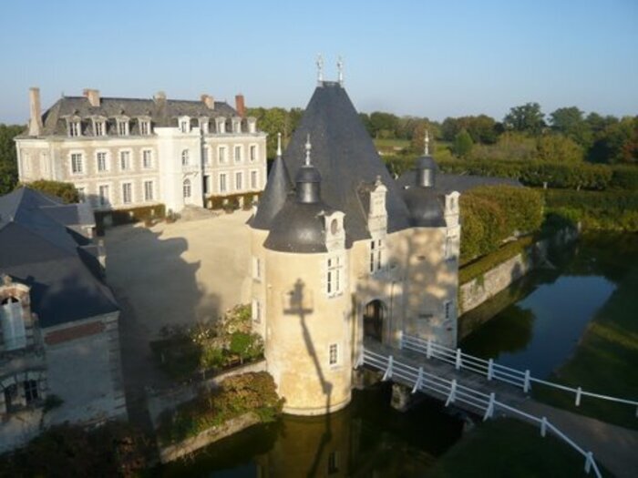 Château de la Grandière, Château de la Grandière, Grez-Neuville