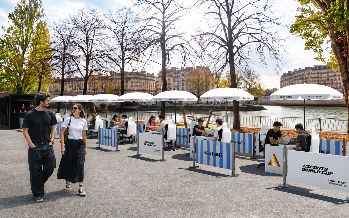 Chess s'installe à Paris Plages Quais de Seine - pont Louis Philippe  Paris