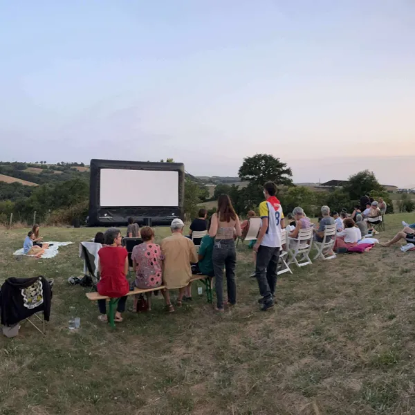 Cinéma en plein air Maison de la Châtaigne Maison de la Châtaigne Puycapel