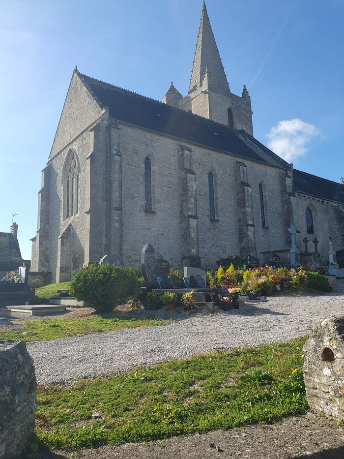 Circuit : découverte de l’église et balade gastronomique autour du patrimoine local Église Saint-Martin Saint-Martin-de-Varreville