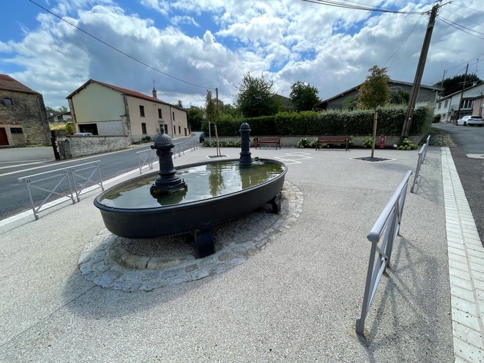 Circuit « Maizières au fil de l’eau », Fontaines & lavoirs, Maizières