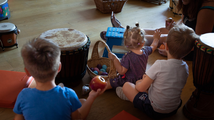 Comptines et jeux de doigts (1-4 ans), La julienne, Plan-les-Ouates