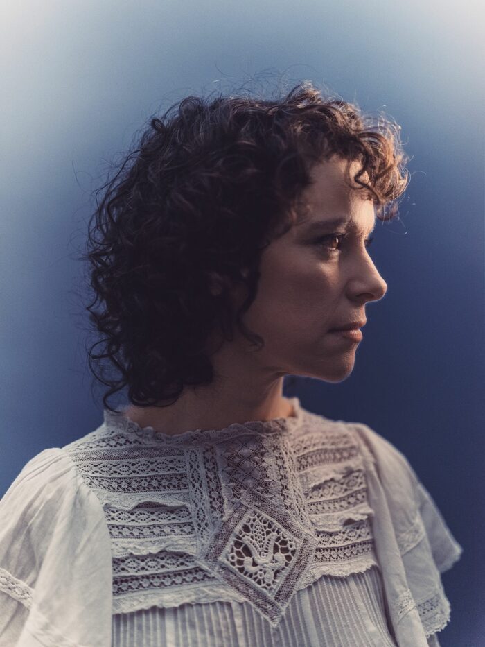 CONCERT : EMILY LOIZEAU + première partie, Le Douze, Cergy