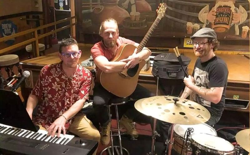 Concert groupe Pirates  Saint-Pair-sur-Mer