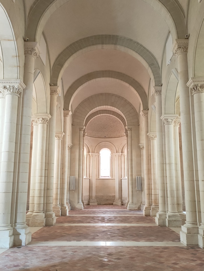 Conférence « Aliénor d&rsquo;Aquitaine et le château de Mirebeau », Prieuré Saint-André, Mirebeau