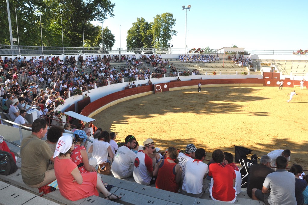 Course Landaise et jeux d’arènes Place de Morlanne Saint-Sever