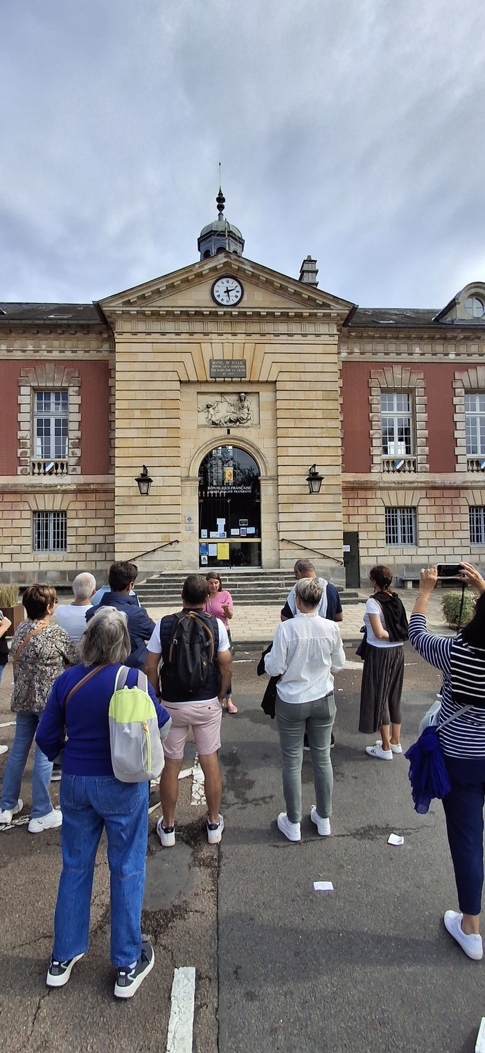 De l'ancien baillage à l'hôtel de Ville Hôtel de ville Rambouillet