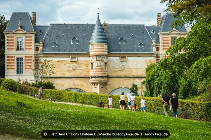 De pierre et de lumière : exposition photographique sur le Château du Marché et le réseau électrique marnais. Château du Marché (Ancienne Caisse d'Epargne) Châlons-en-Champagne