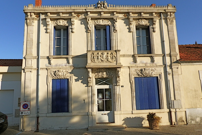 Déambulation dans le centre-bourg de Dolus d&rsquo;Oléron, Mairie de Dolus d&rsquo;Oléron, Dolus-d&rsquo;Oléron