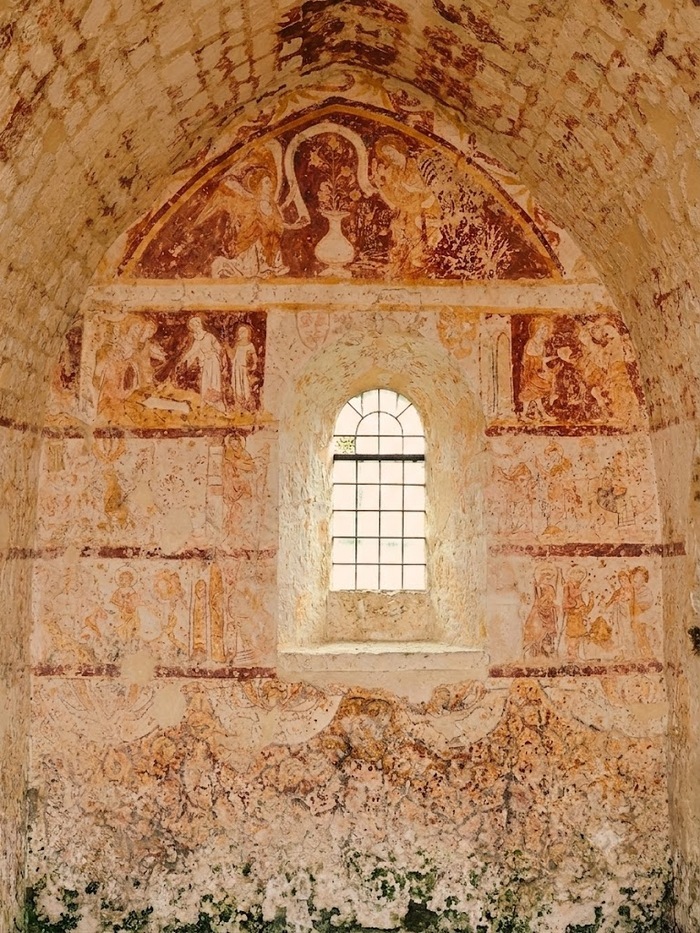 Découverte des peintures de l'église de Lachapelle-sous-Gerberoy Eglise de Lachapelle-sous-Gerberoy Lachapelle-sous-Gerberoy