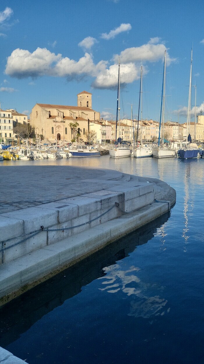 Découverte du renouvellement urbain du Vieux La Ciotat les ateliers du vieux la ciotat La Ciotat