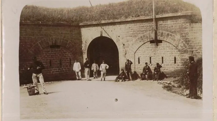 Découverte d’un fort typique des débuts de la IIIe République, Fort des Ayvelles, Villers-Semeuse