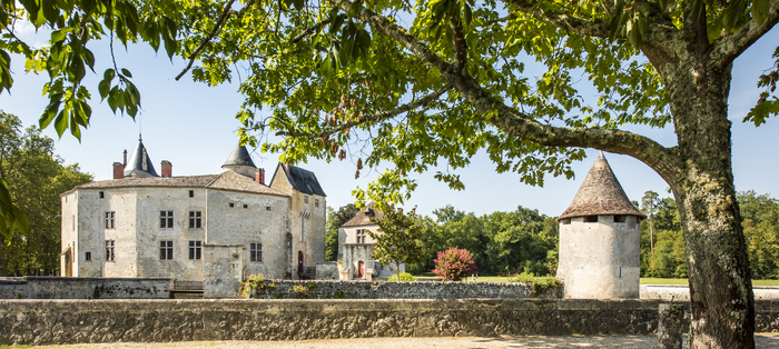 Découverte libre du château de La Brède, domaine de Montesquieu, Château de La Brède, La Brède