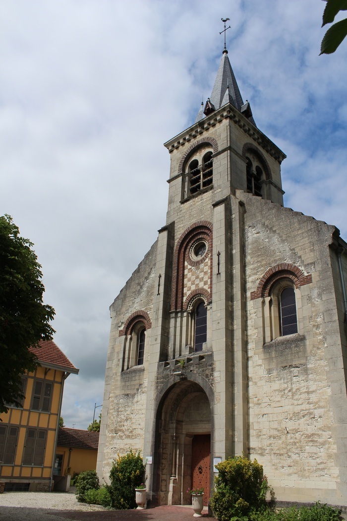 Découvrez librement le Temple protestant, Temple protestant unie de Troyes et Aube, Troyes