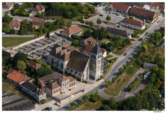 Découvrez librement une église classée et son tombeau médiéval, Église de l&rsquo;Assomption, Sainte-Maure