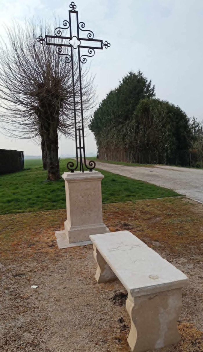 Découvrez lors d’un circuit les lieux oubliés d’Isle-Aumont, Église Saint-Pierre, Isle-Aumont