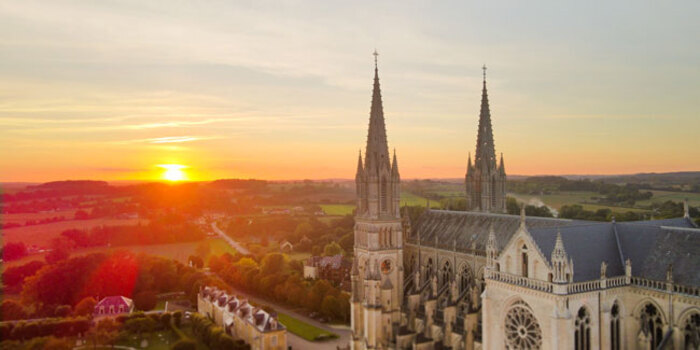 Démonstration : découverte du chantier et ateliers avec les artisans intervenant sur la restauration de la basilique, Basilique Notre-Dame, La Chapelle-Montligeon