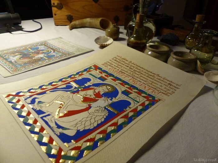 Démonstration d’enluminure, de calligraphie et de tissage, Abbaye aux Dames, Caen