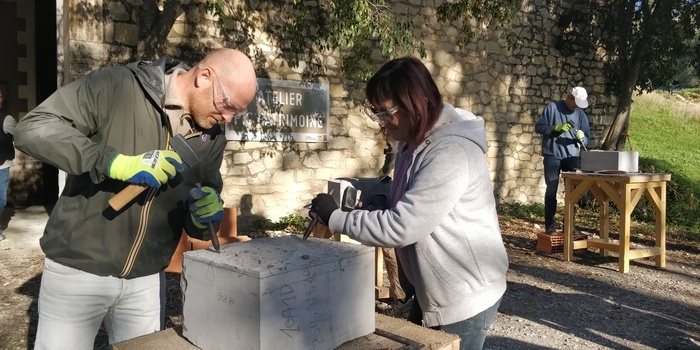 Démonstrations de taille de pierre, Château de Montferrand, Saint-Mathieu-de-Tréviers