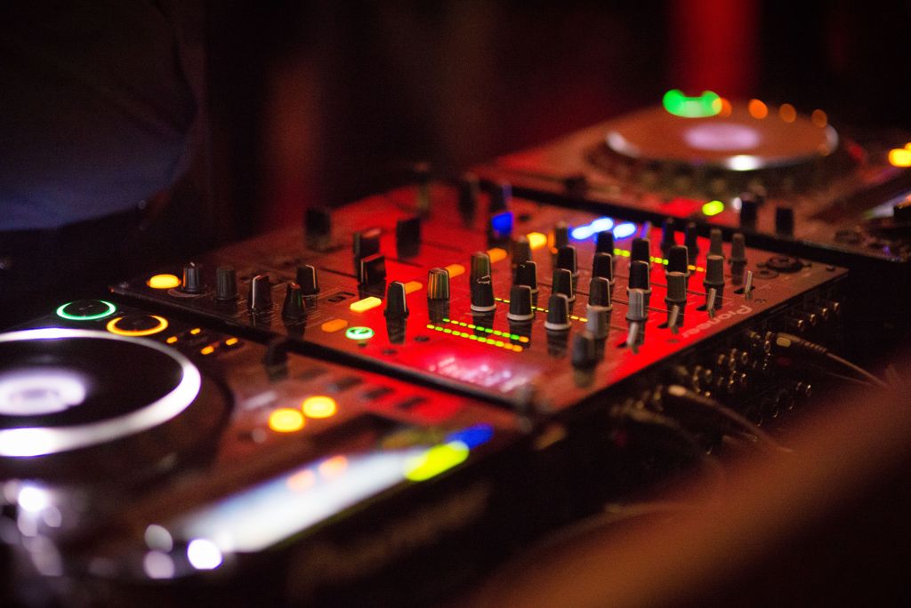 DJ DYLAN Le Barcarès