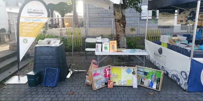 Echanges autour du tri, de la prévention des déchets et du compostage, Marché de Trégunc, Lambell