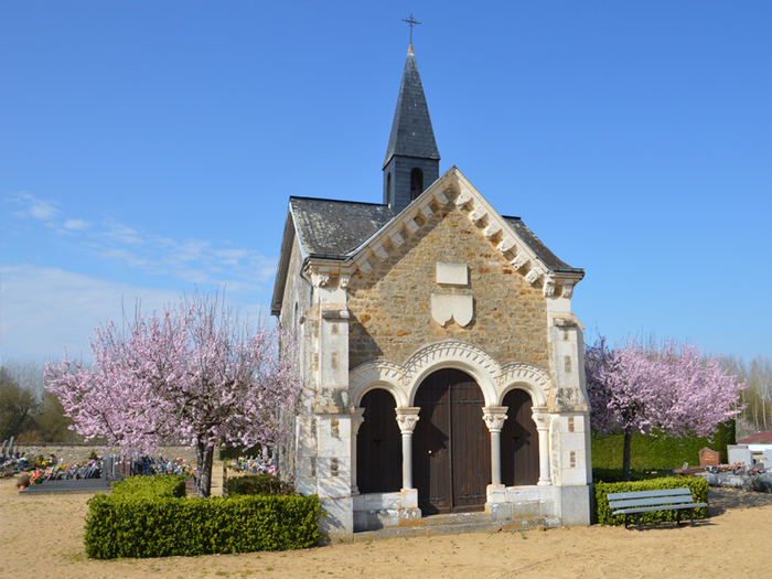 Eglise Saint-Germain, chapelle du cimetière, Thorée les pins, Thorée-les-Pins