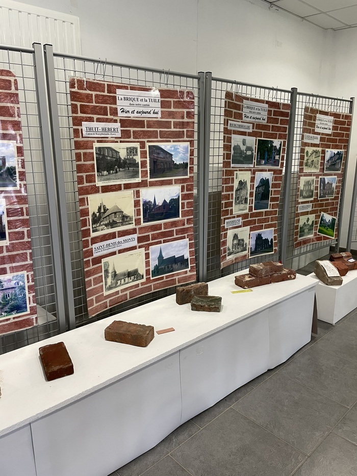 Exposition : briqueteries et tuileries de Bosroumois et alentours, Maison de la Terre, Bosroumois