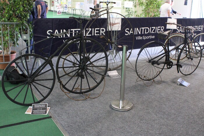 Exposition commentée de vieux vélos et vélos originaux, Château du Grand Jardin, Joinville