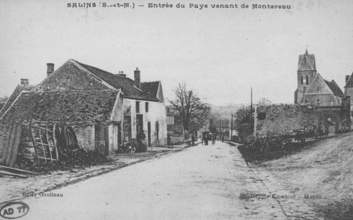 Exposition de cartes postales et photographies anciennes de Salins Église Saint-Apollinaire de Salins Salins