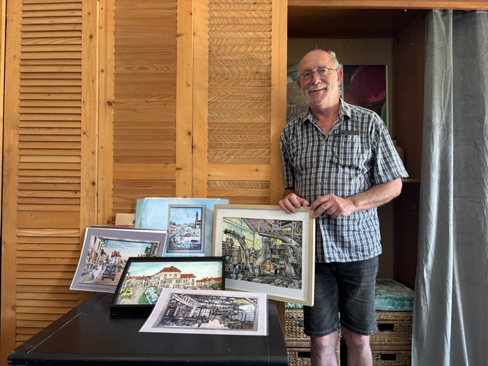 Exposition de tableaux 3D en cartons collés et vente sous forme de set de table, La Cour Vive, Le Creusot