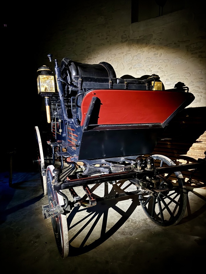 Exposition de véhicules hippomobiles et savoir-faire des Haras nationaux, Ancien évêché d&rsquo;Uzès, Uzès