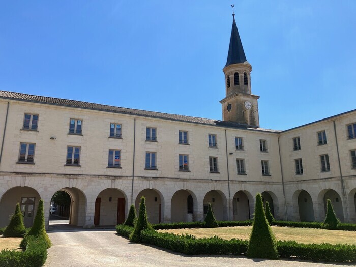Exposition et visite de la chapelle de Saint-Esprit, Chapelle du Saint-Esprit, Niort