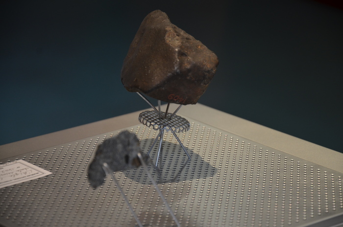 Exposition permanente de la météorite, Musée Juin 1944, L’Aigle