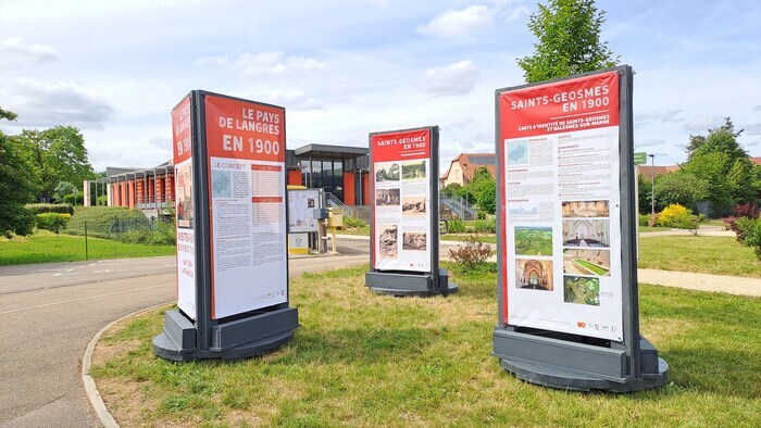 Exposition : Saints-Geosmes en 1900, Mairie, Saints-Geosmes