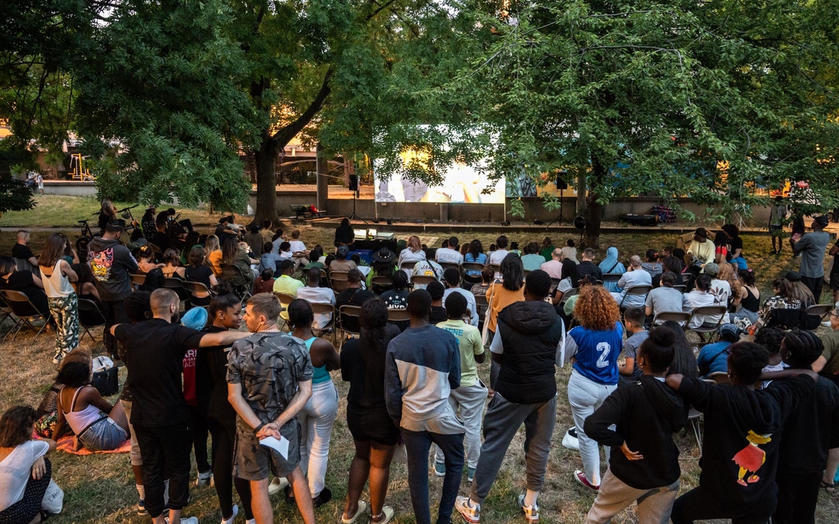 Festival Ciné-Voisin.es: Azur et Asmar enchantent le Square d’Amiens ! Square d’Amiens Paris