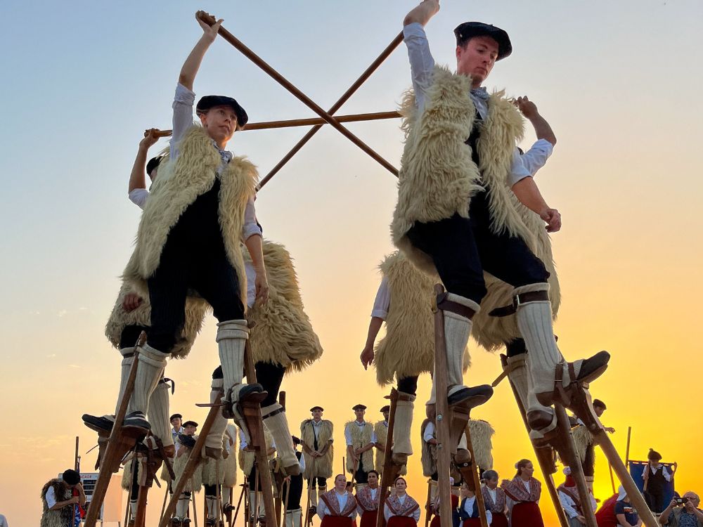 Folklore landais Départ du Forum Seignosse