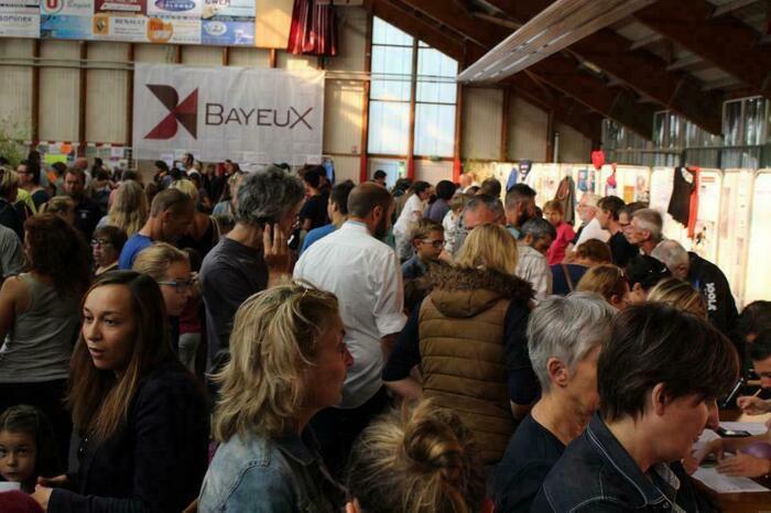 Forum des Associations à BAYEUX : stand Dérailleurs Bayeux-Bessin, COSEC Saint-Julien, Bayeux, Bayeux