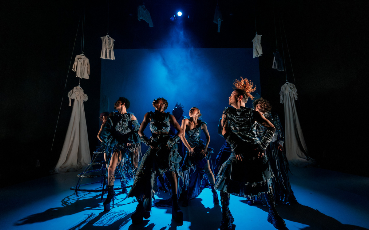 Haute Couture Théâtre Le 13e Art  Paris
