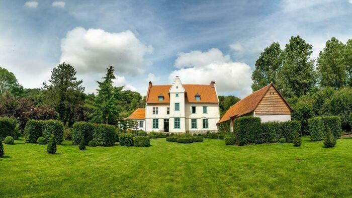 Histoire de la restauration d’un manoir d’origine médiévale, Manoir de Courcelles, Rollancourt