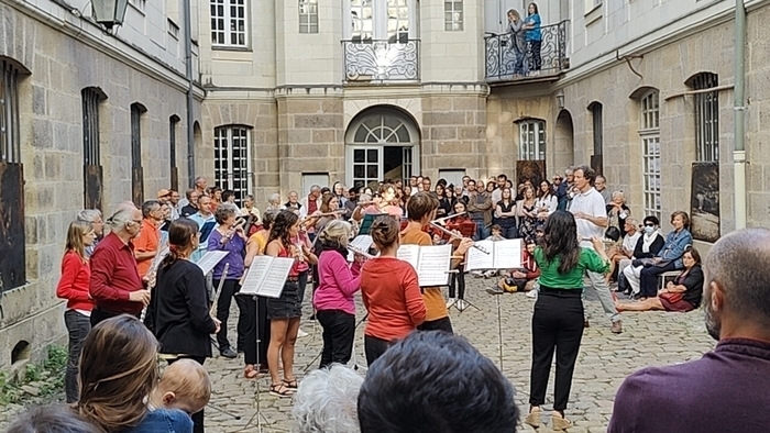Ile Feydeau : 1 Hall 1 Artiste – Concerts, Cour ovale de l’Ile Feydeau, Nantes