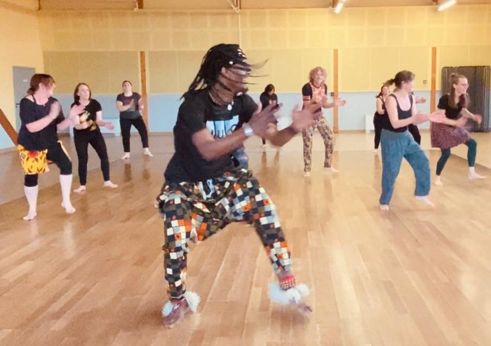 Initiation à la danse traditionnelle de l&rsquo;Afrique de l&rsquo;ouest, Plaine de jeux La Halvêque, Nantes