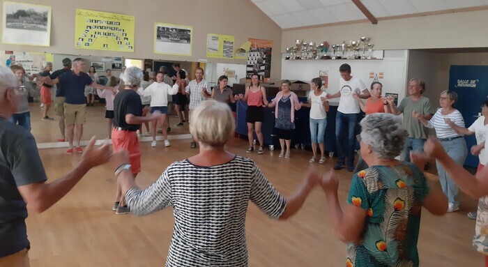 Initiation aux danses bretonnes, Salle Civanam, Le Pouliguen