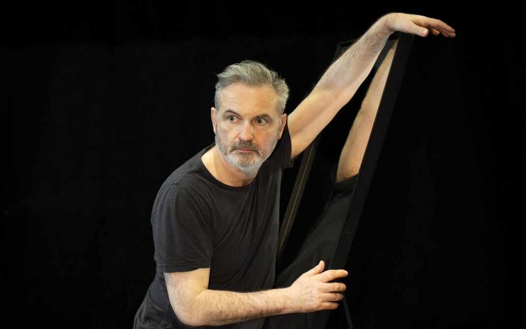 J&rsquo;ai une théorie _ Scali Delpeyrat Théâtre de la Ville – Sarah Bernhardt Paris